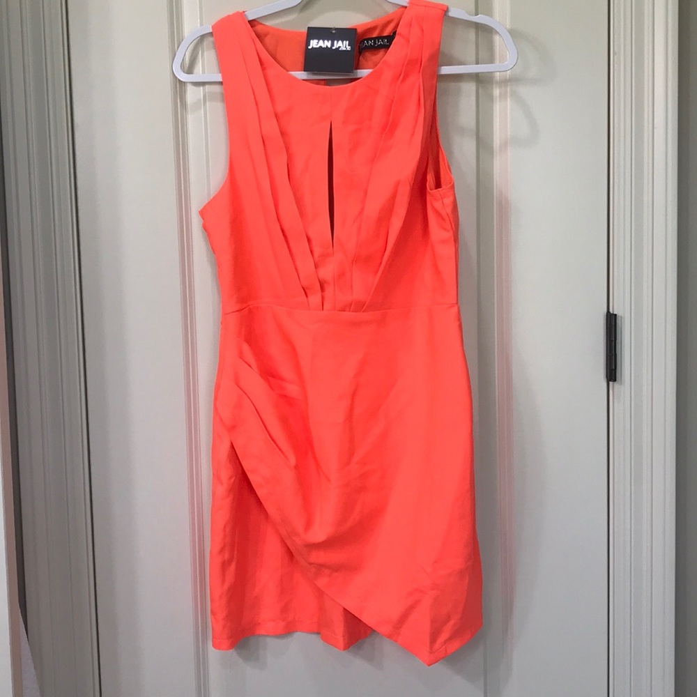 Women’s dress